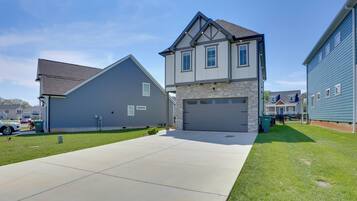 House (4 Bedrooms) | Interior