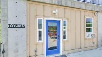 Apartment (0 Bedroom) | Interior