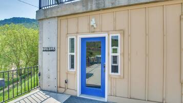 Apartment (0 Bedroom) | Interior