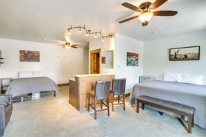 Apartment (0 Bedroom) | Interior