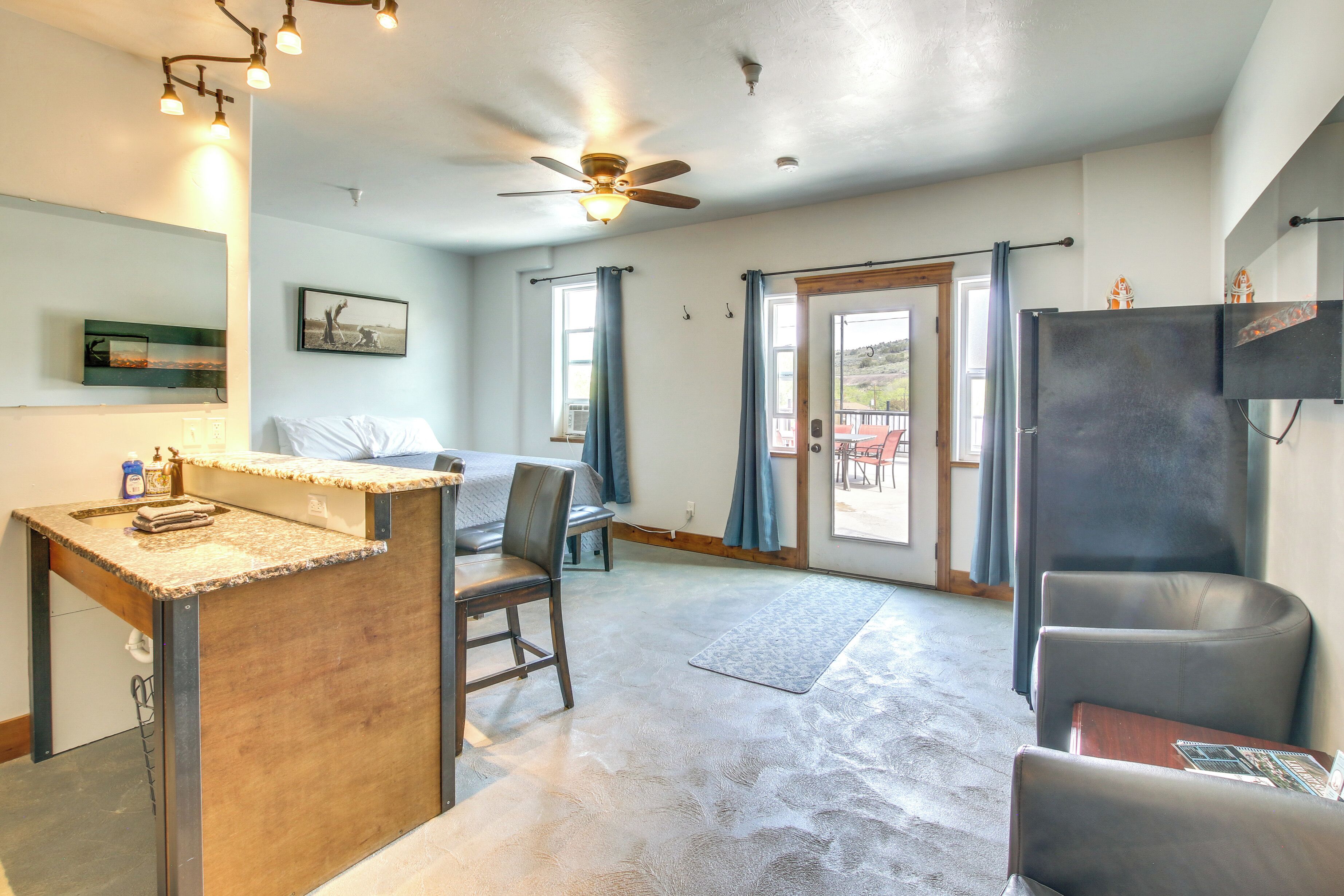 Lava Hot Springs Studio W/deck - Mins to Hot Pools