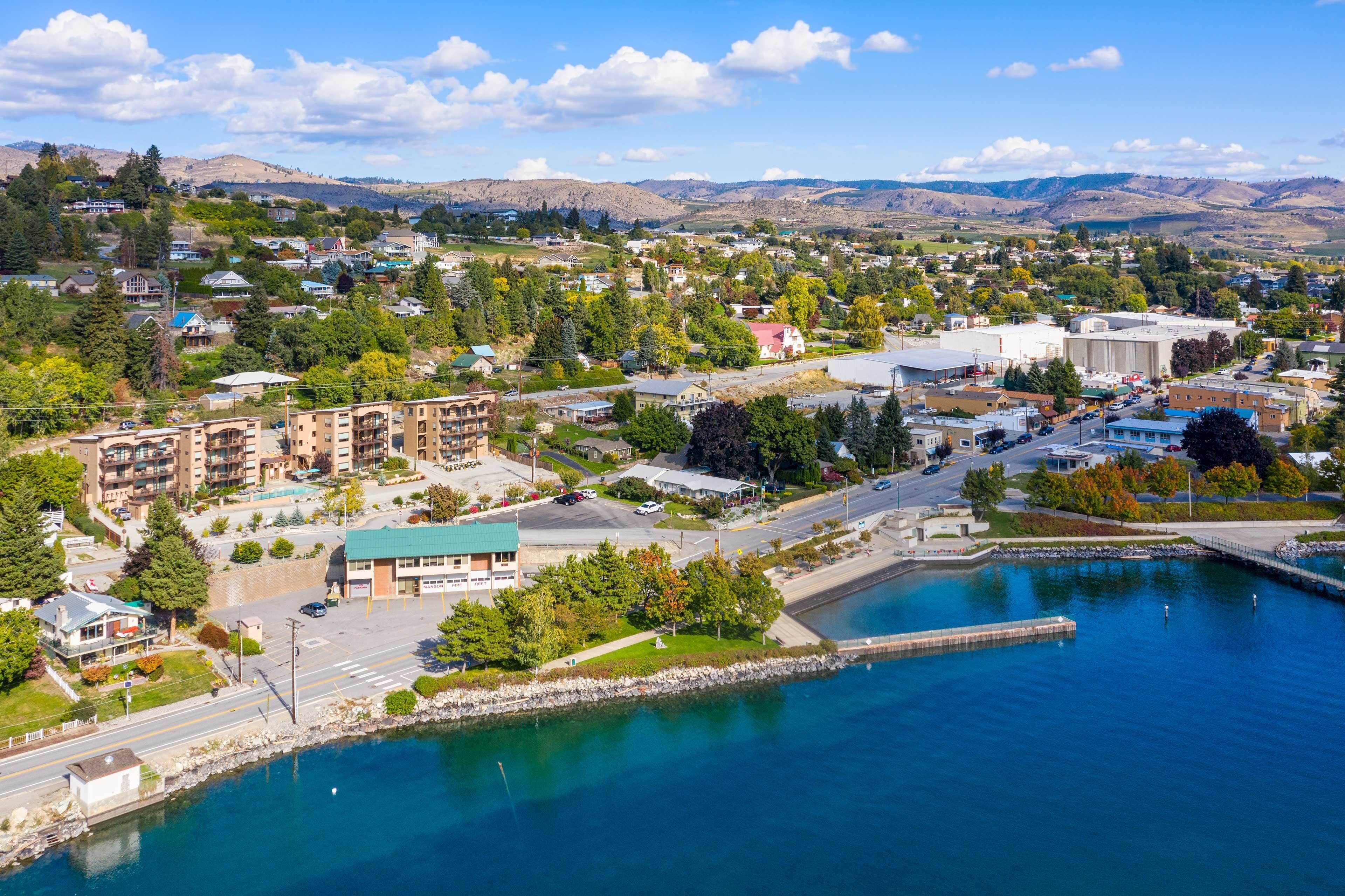 Lake Chelan Condo w/ Resort Pool & Hot Tub!