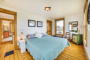 House (3 Bedrooms) | Interior - Snowmobiling Hub! Mackinaw City Home 3 Mi to Beach (Mackinaw City)