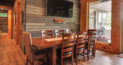 Luxurious Waterfront Retreat w/ Private Pond!