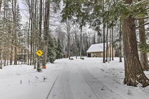 House (1 Bedroom) | Interior - Phelps Cabin on 26 Acres w/ Fire Pit! (Phelps)
