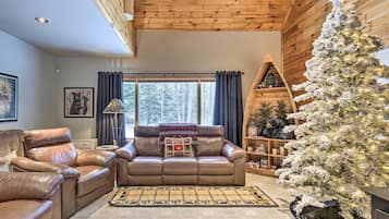 House (1 Bedroom) | Interior