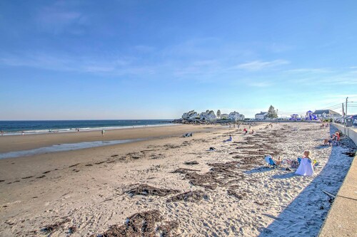 1/2 Mi to Beach: Lovely Guesthouse in Kennebunk!