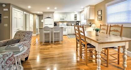 1/2 Mi to Beach: Lovely Guesthouse in Kennebunk!