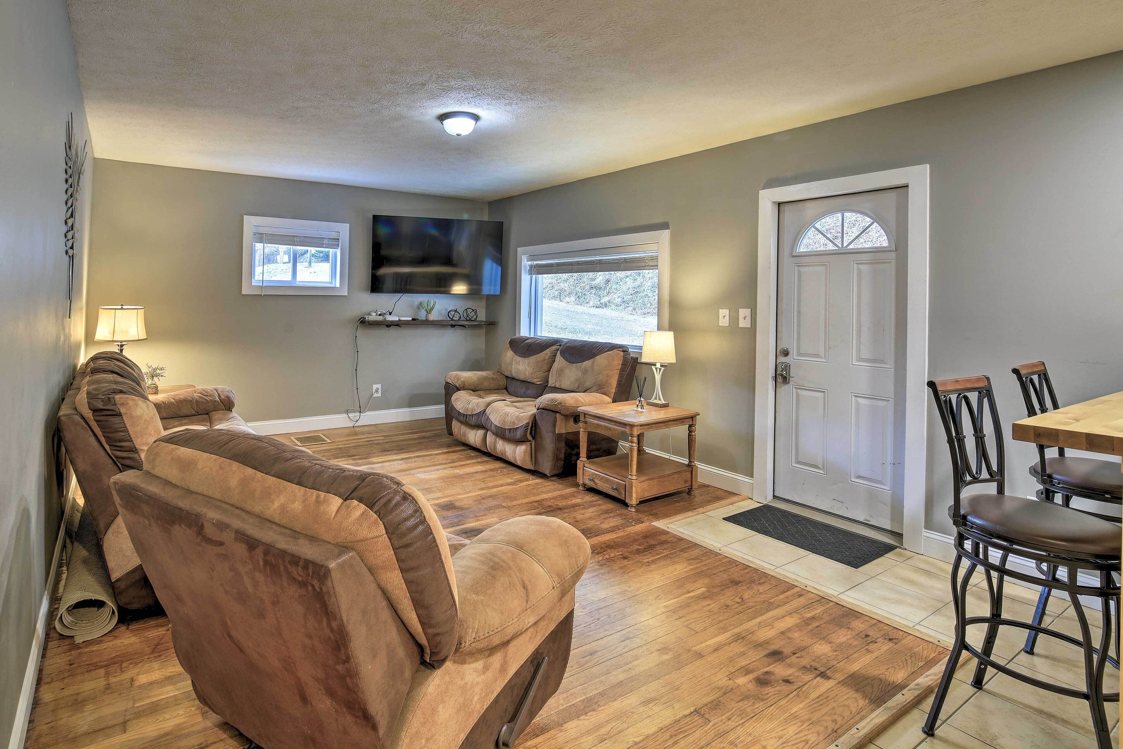 House (4 Bedrooms) | Interior