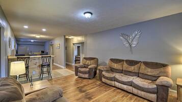 單棟房屋 (4 Bedrooms) | 內部