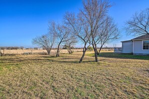 House (6 Bedrooms) | Interior