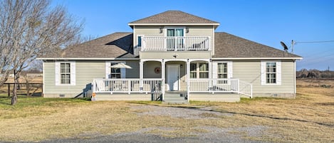 House (6 Bedrooms) | Front of property