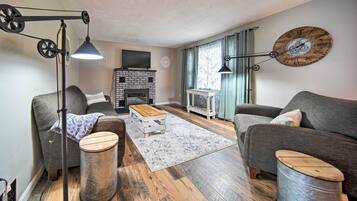 House (2 Bedrooms) | Interior