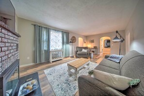 House (2 Bedrooms) | Interior