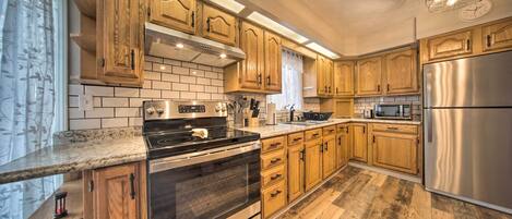 House (2 Bedrooms) | Interior