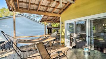 Apartment (0 Bedroom) | Interior