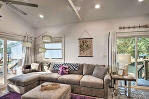 Apartment (0 Bedroom) | Interior