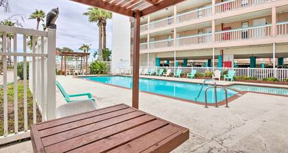 Oceanfront Corpus Christi Condo w/ Pool!