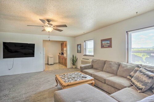 Peaceful Chadron Apartment in Historic Hotel!