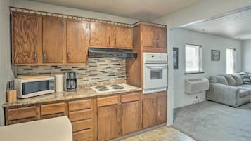 Apartment (1 Bedroom) | Private kitchen | Microwave, oven, stovetop, dishwasher