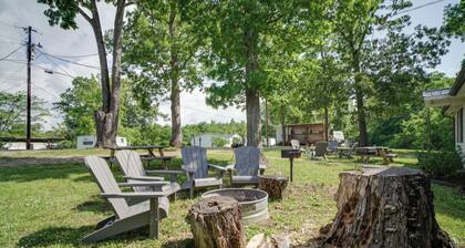Lakefront Cabin in Dandridge w/ Fire Pit & Grill!