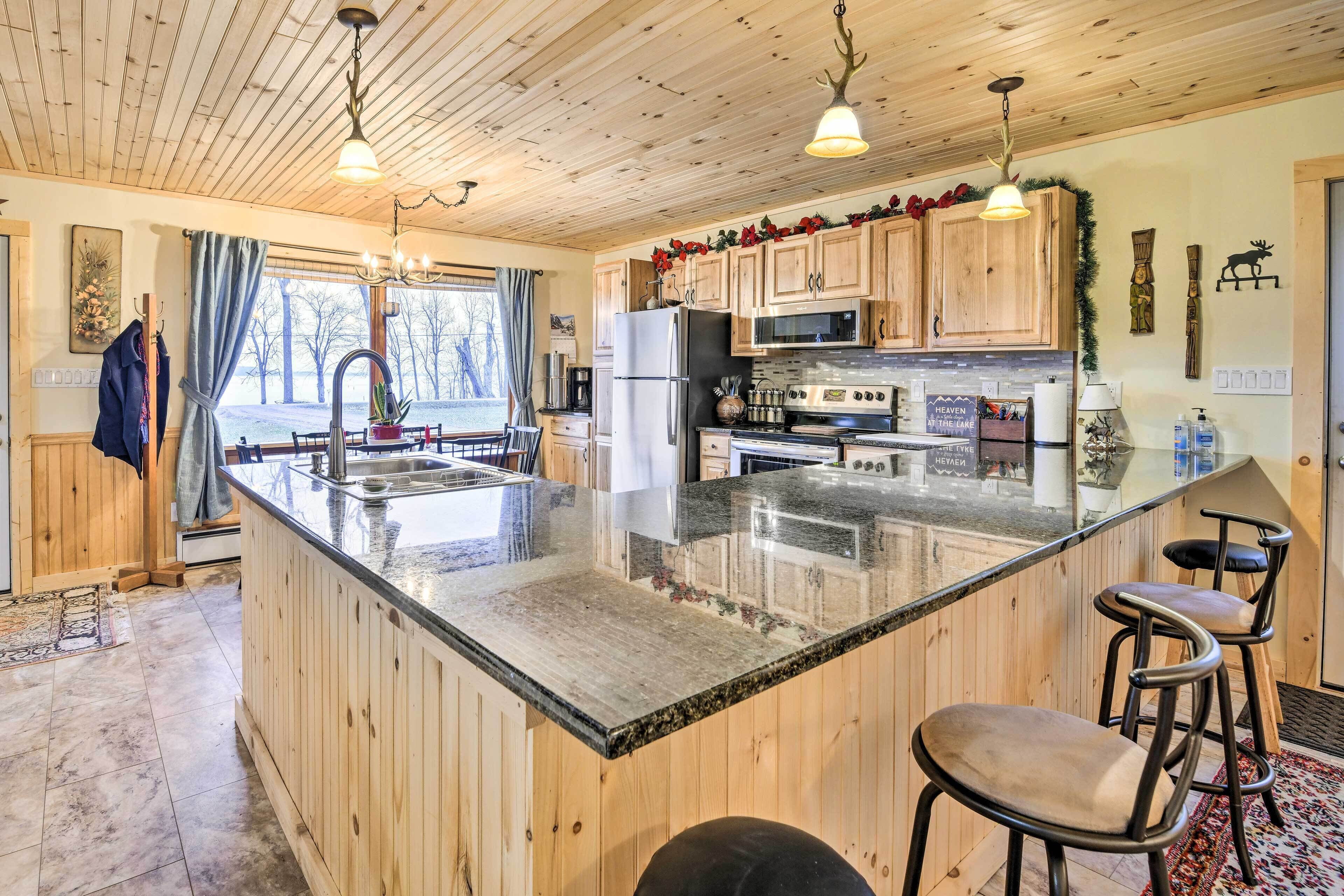 Lake Champlain Vacation Rental on Private Lot