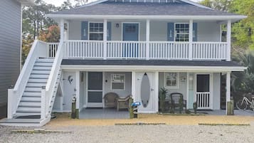 Apartment (0 Bedroom) | Front of property