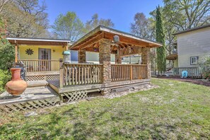Apartment (0 Bedroom) | Interior - 1 Mi to Pier: Ocean Isle Beach Studio w/ Patio! (Ocean Isle Beach)