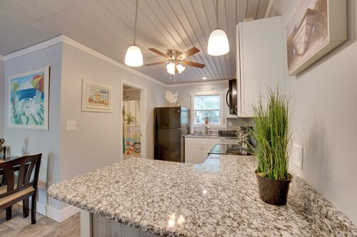 1 Mi to Pier: Ocean Isle Beach Studio w/ Patio!