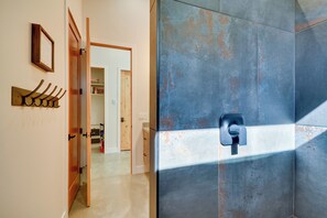 Casa (2 Bedrooms) | Interior