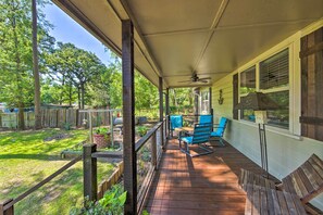 Interior - Quiet Home on Lake Hawkins w/ Kayaks + Dock! (Hawkins)