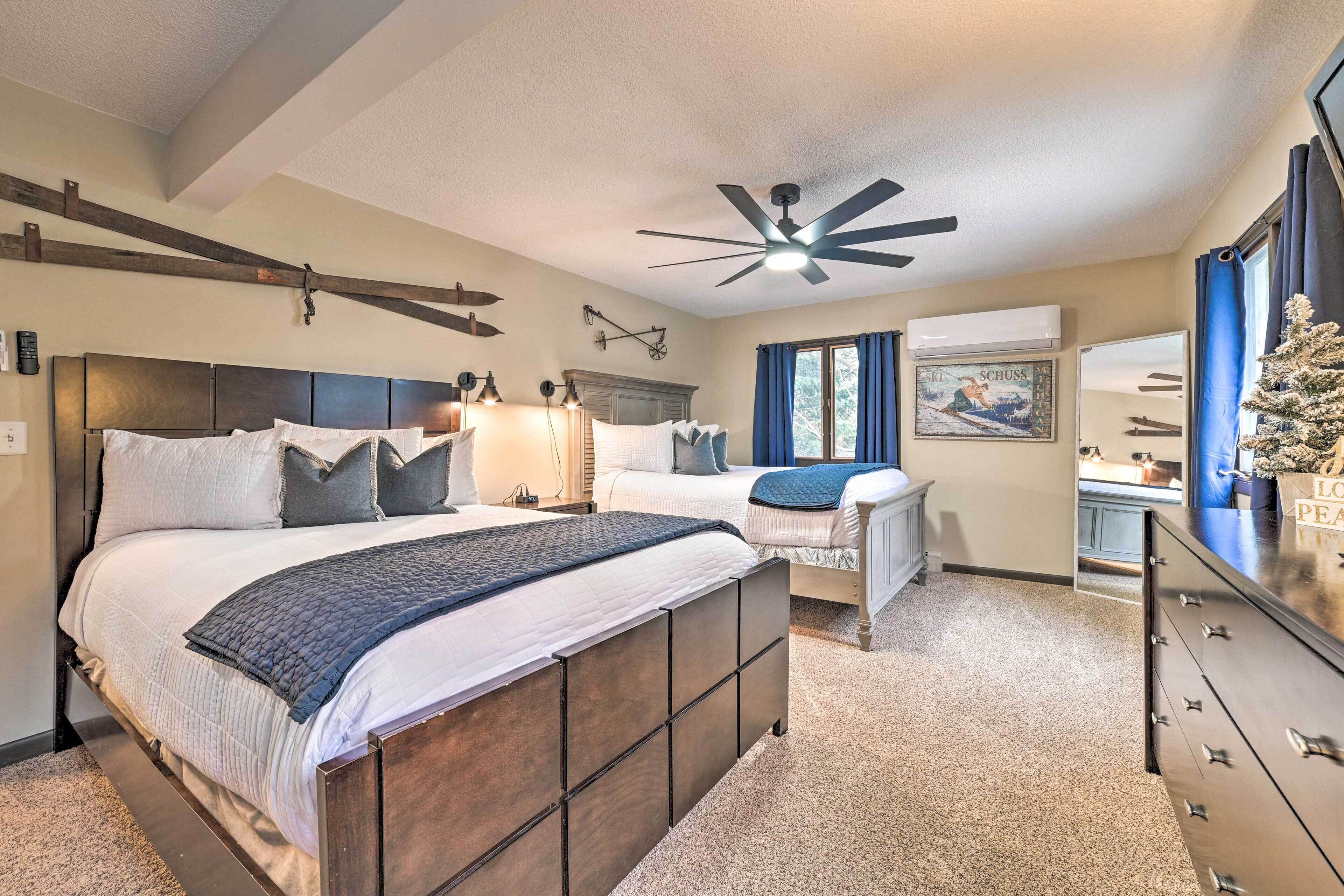 Riverside Family Getaway - Chain of Lakes Escape!