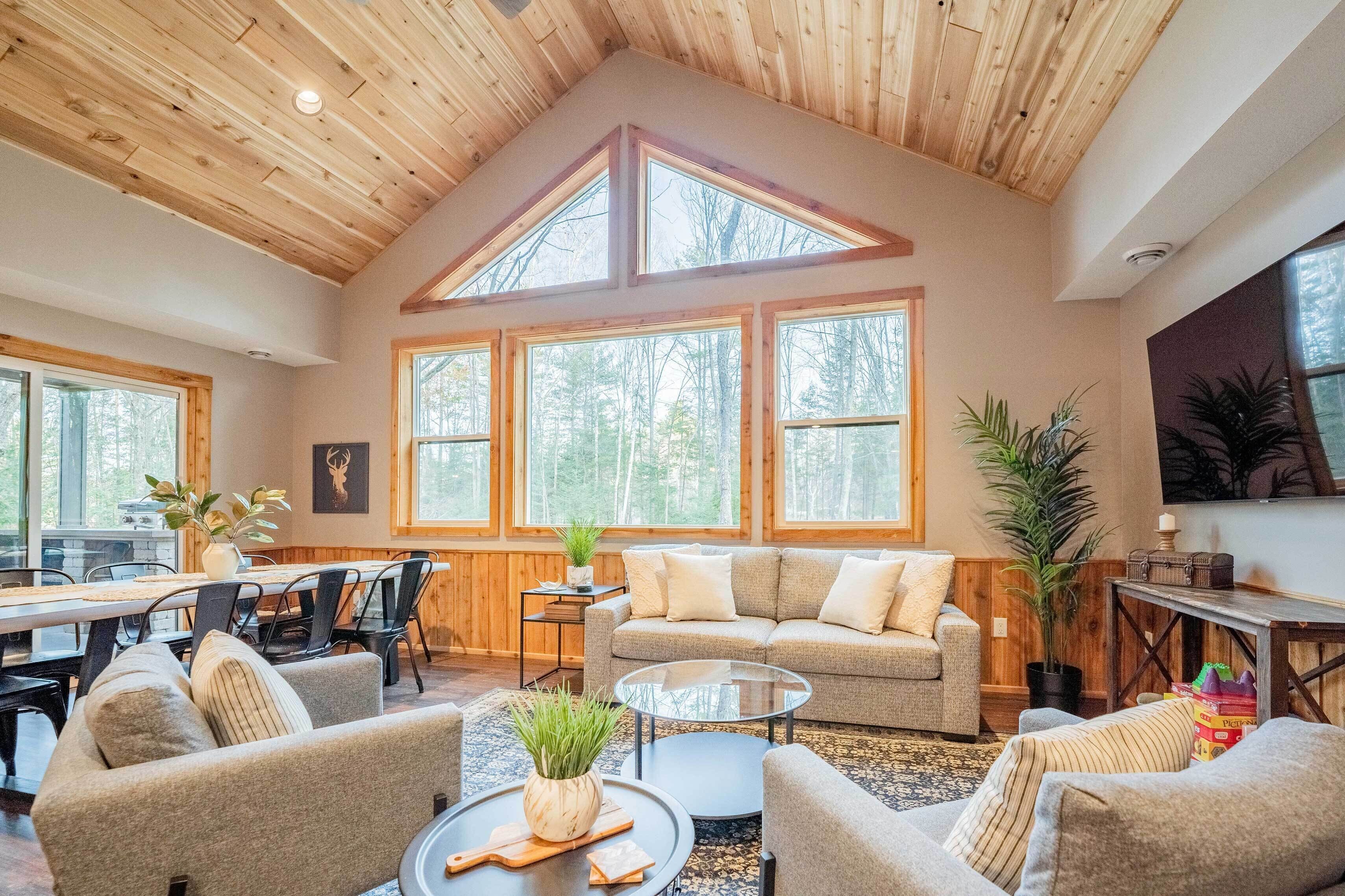 Lake Nelson Home w/ Dock & Fire Pit!