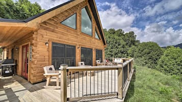 House (3 Bedrooms) | Front of property