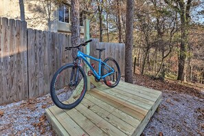 Interior - Hike, Bike & Unwind: Bella Vista Family Home! (Bella Vista)