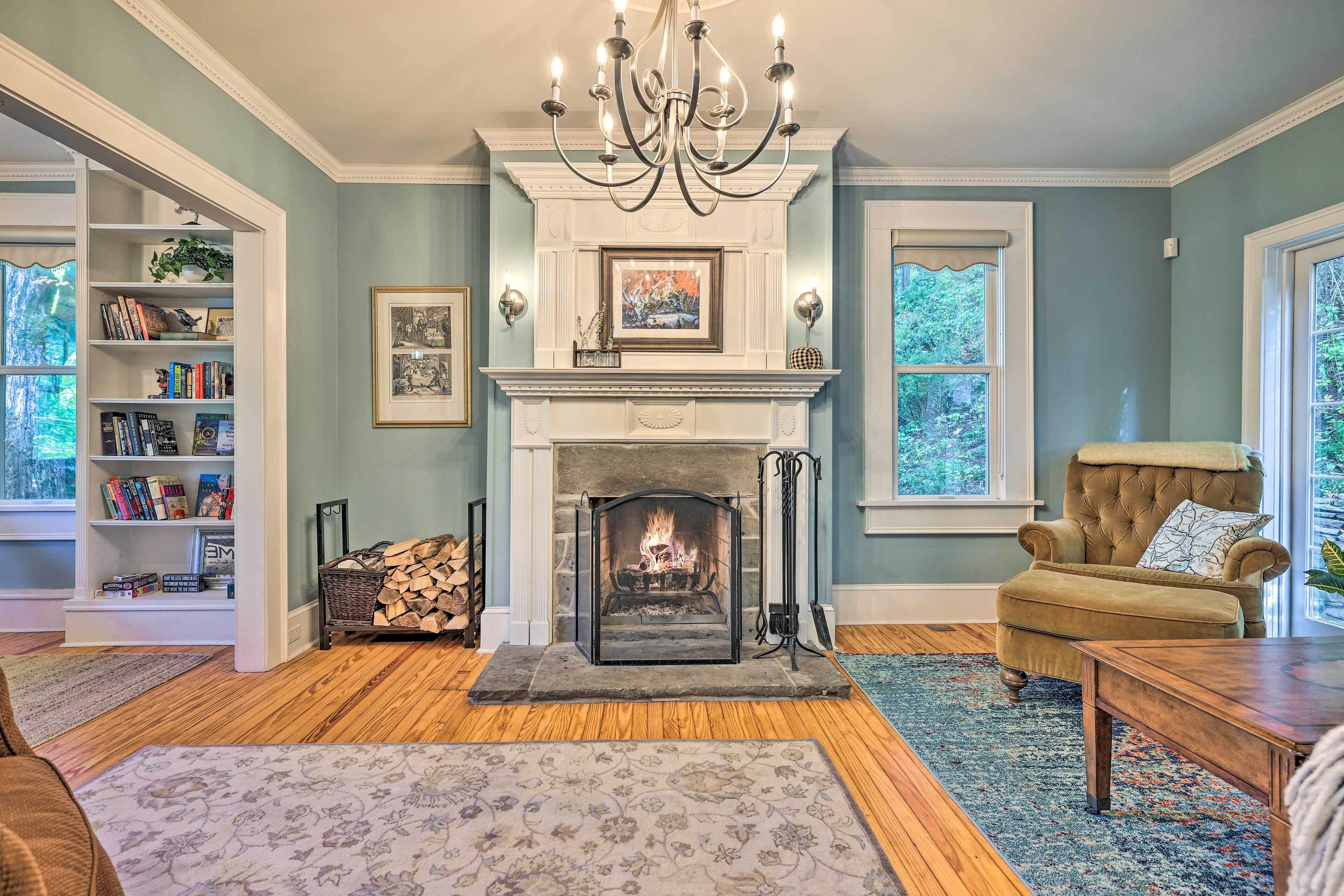 Restored Victorian Home - Walkable Location!