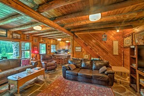 المنشأة من الداخل