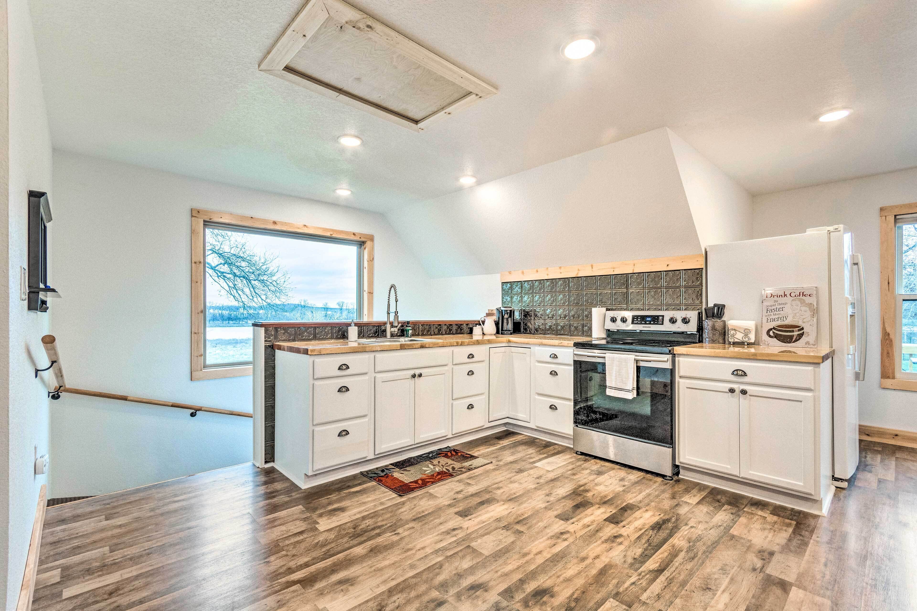 Microwave, oven, stovetop, coffee grinder