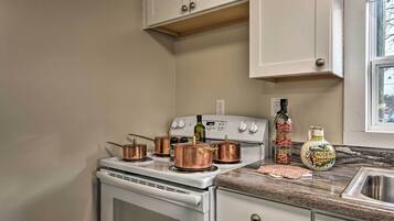 Apartment (1 Bedroom) | Interior