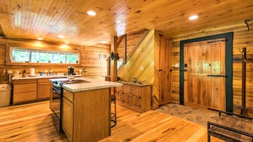 Rumah (1 Bedroom) | Interior