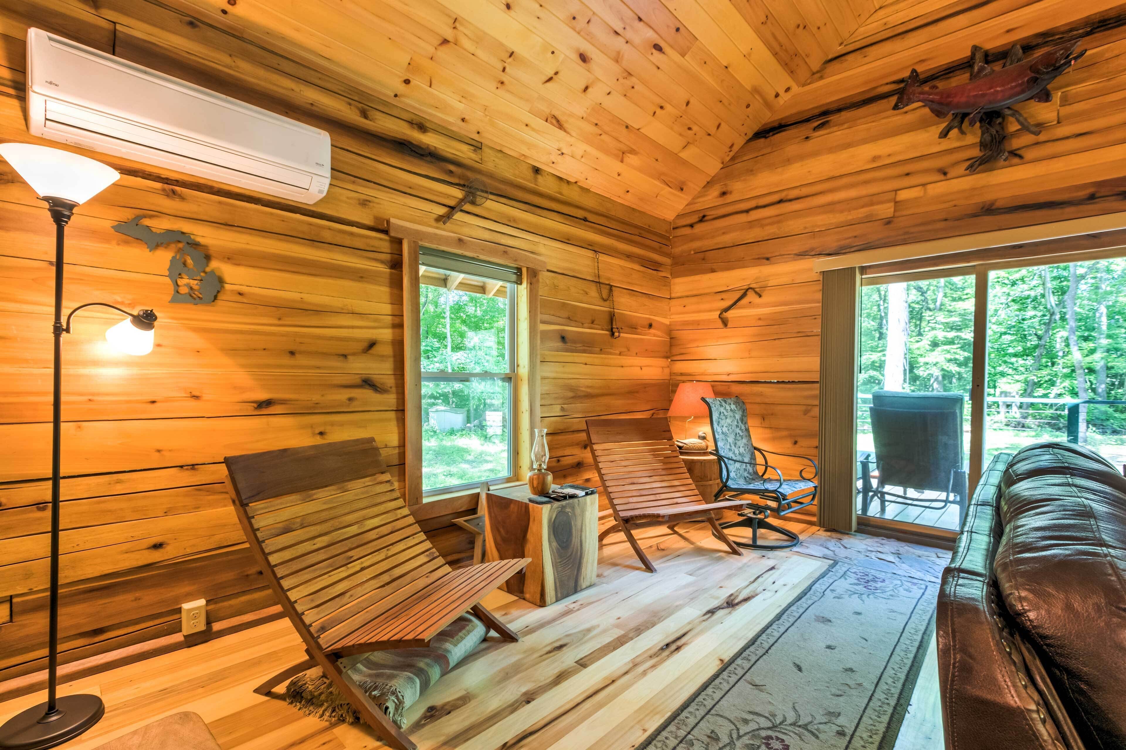 House (1 Bedroom) | Interior