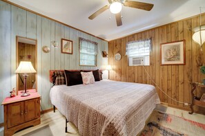 House (2 Bedrooms) | Interior - Smoky Mtn Hideaway: Screened Porch & Fire Pit (Otto)