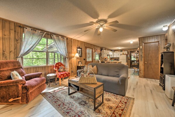 House (2 Bedrooms) | Interior