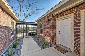 Apartment (1 Bedroom) | Interior