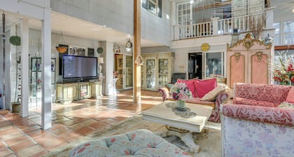 1 Mi to Lake Wallenpaupack: Spacious Poconos Villa
