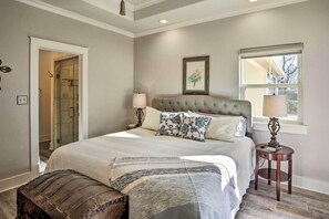 House (3 Bedrooms) | 3 bedrooms, bed sheets - Spacious Kingston Home on Lake Texoma! (Kingston)
