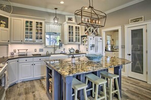 獨棟房屋 (3 Bedrooms) | 私人廚房 | 微波爐、烤箱、��爐台、洗碗機