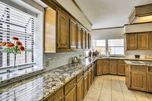 ハウス (5 Bedrooms) | 内装