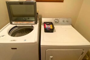 Hus (2 Bedrooms) | Interiör