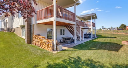 Scenic Large-group Retreat, 1 Mi to Bryce Canyon!